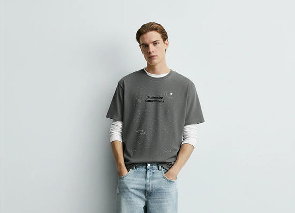 Chasing constellations OVERSIZED T-SHIRT