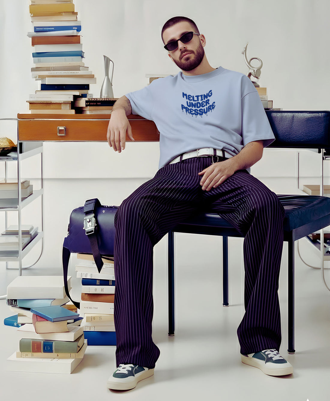 Under Pressure OVERSIZED T-SHIRT