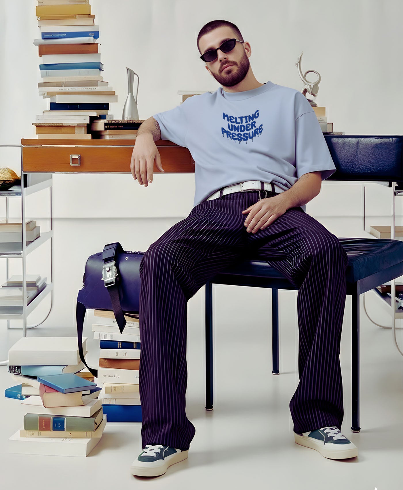 Under Pressure OVERSIZED T-SHIRT