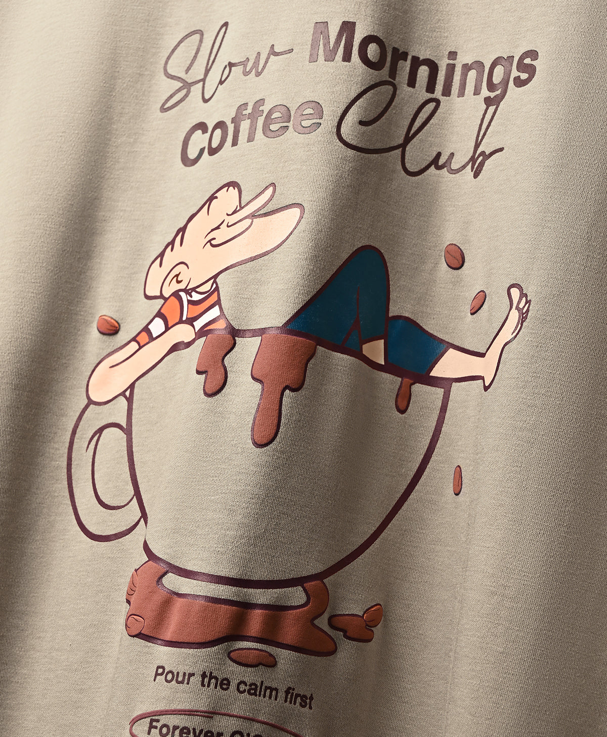 SLOW MORNINGS OVERSIZED T-SHIRT