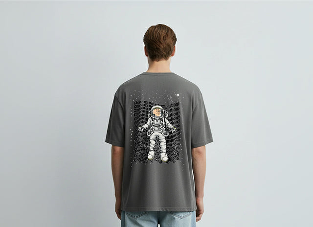 Chasing constellations  OVERSIZED T-SHIRT
